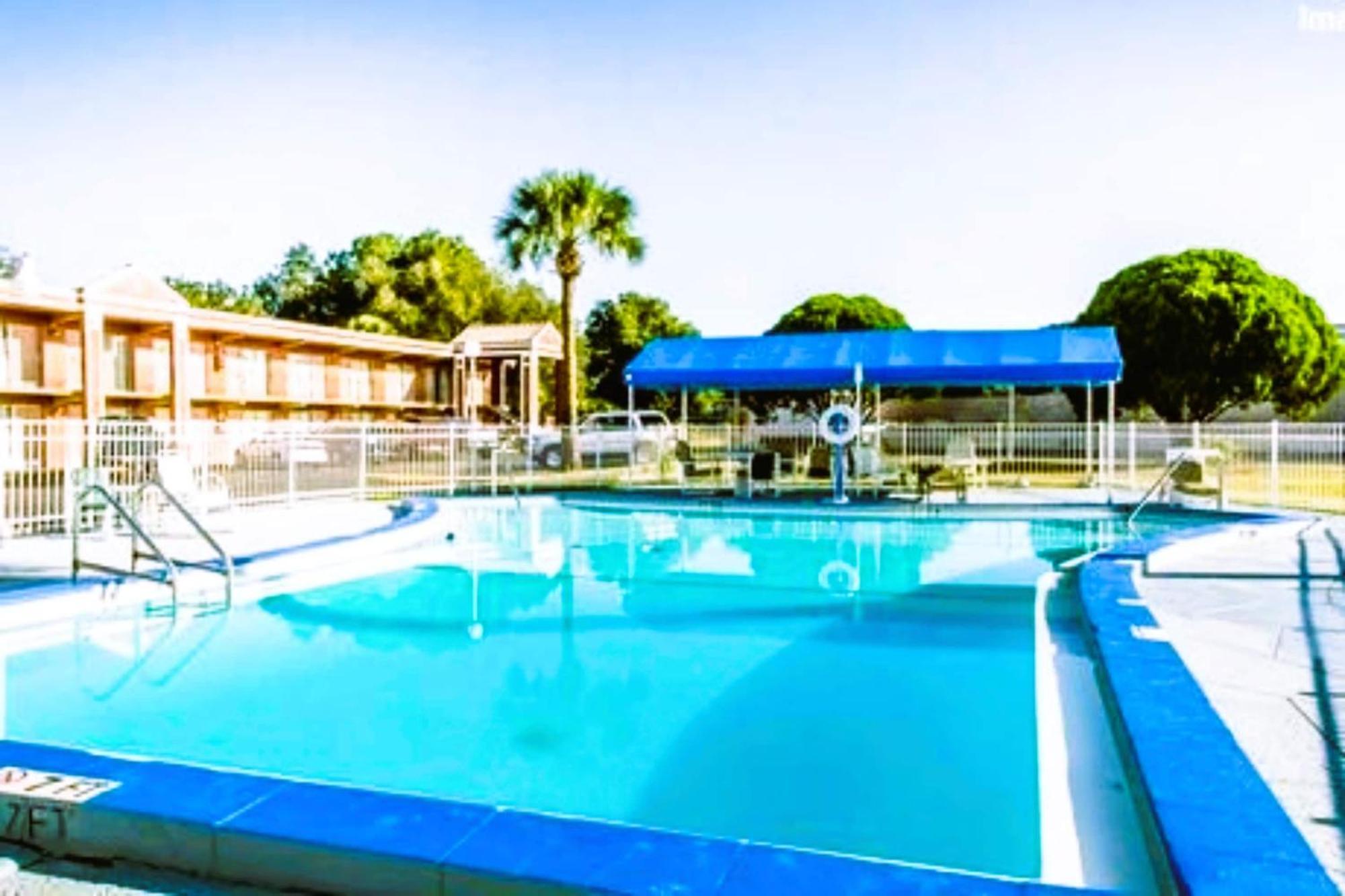 Oyo Hotel Mustang Silver Spring Fl Silver Springs Exterior foto